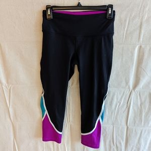 Victoria's Secret Knockout Capri, Size Small